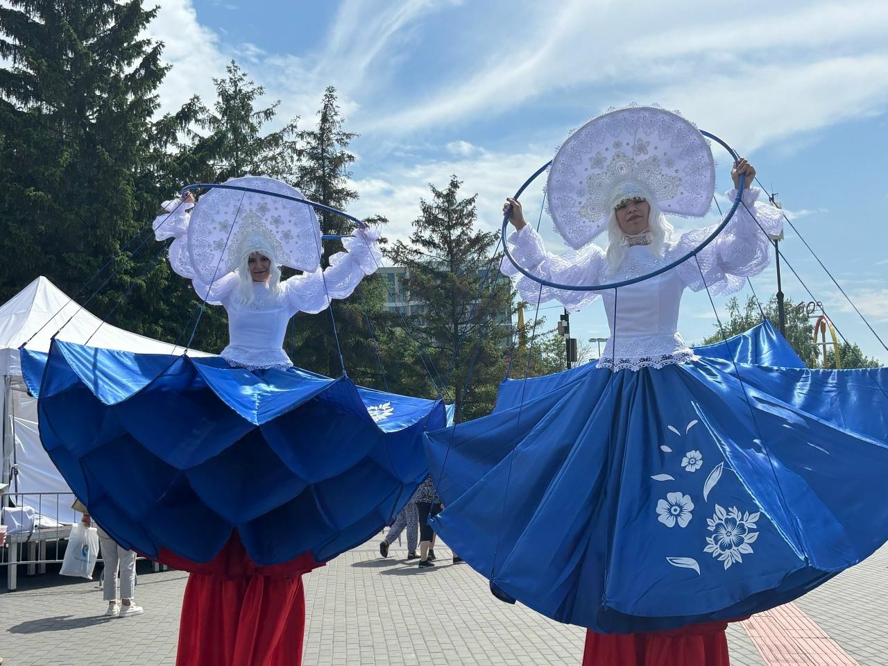 Фото В Новосибирске масштабно отметили День России-2026 5 - Сиб.ФМ Фото В Новосибирске масштабно отметили День России-2026 5
